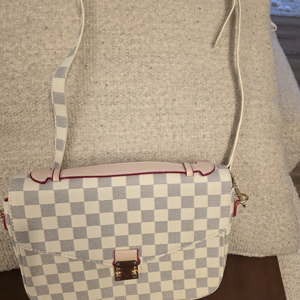Cream and Gray Checkered Crossbody Bag - Picture 6 of 6